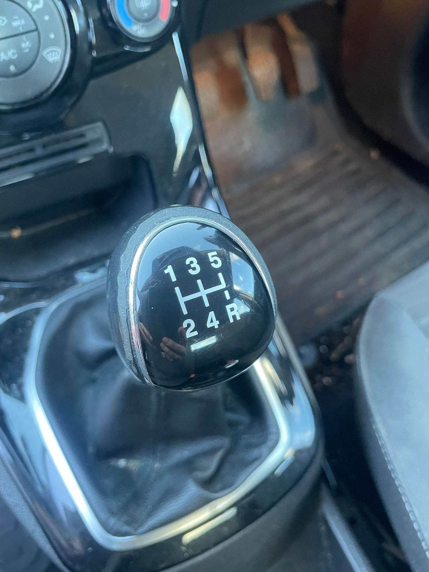 Used Ford Fiesta 2014 for sale - 76445592: Photo 11