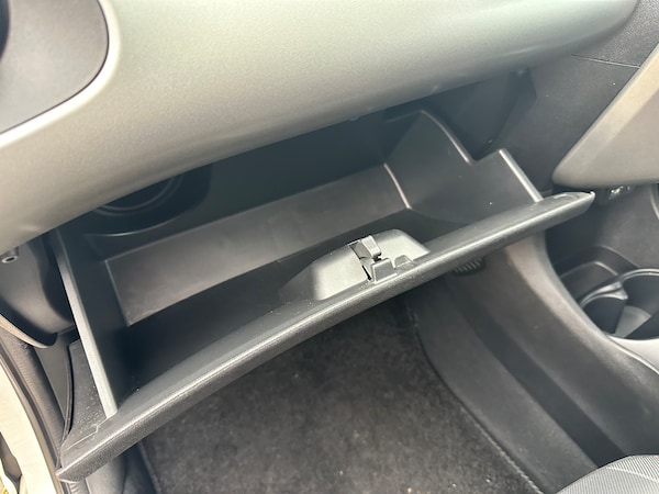 Used Peugeot 108 2015 for sale - 74130204: Photo 16