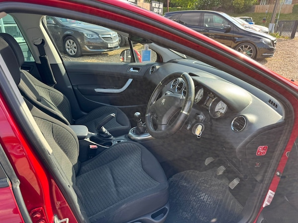 Used Peugeot 308 2010 for sale - 74593781: Photo 11