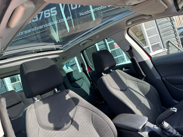 Used Peugeot 308 2010 for sale - 74593781: Photo 18