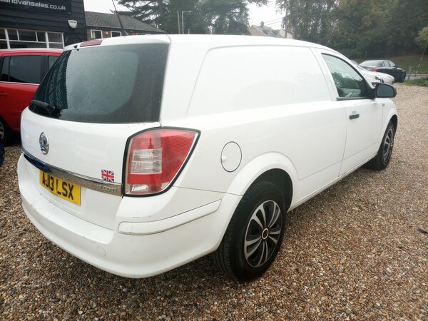Used Vauxhall Astra Van 2013 for sale - 76165186: Photo 5