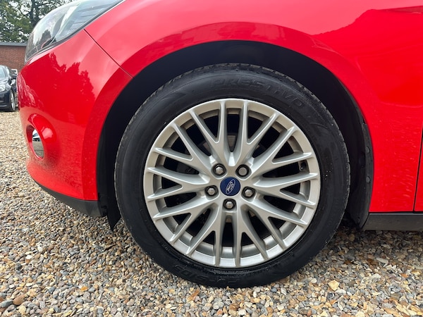 Used Ford Focus 2014 for sale - 75662356: Photo 19