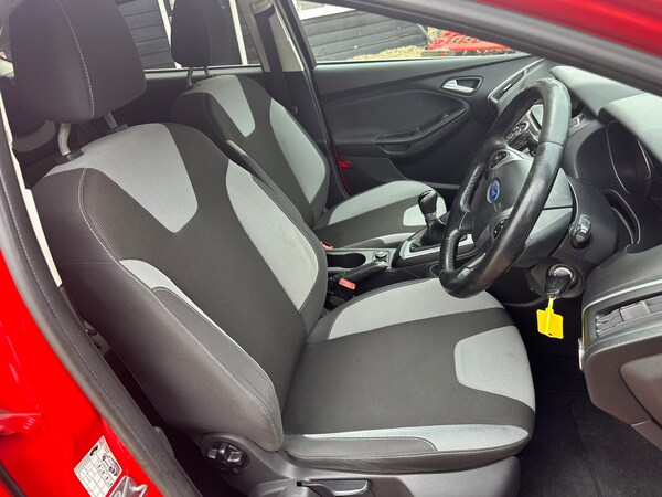 Used Ford Focus 2014 for sale - 75662356: Photo 4