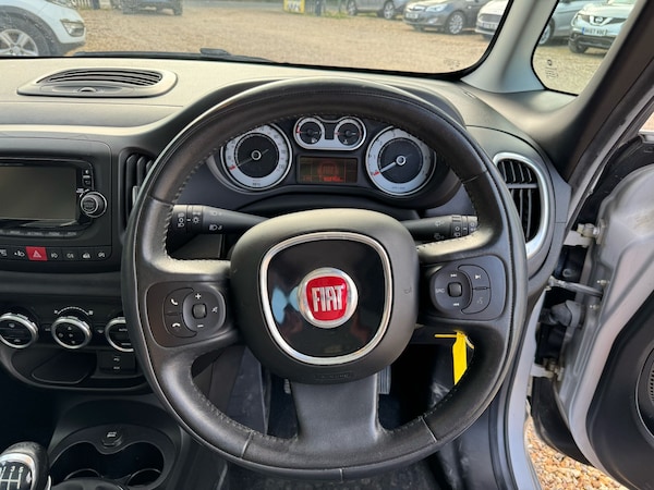 Used Fiat 500L 2014 for sale - 74130209: Photo 11