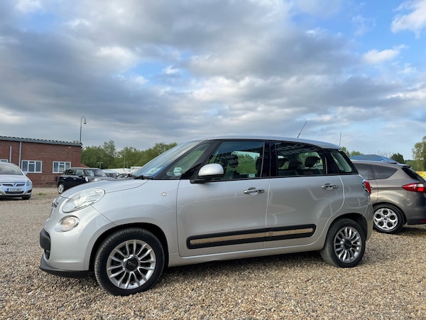 Used Fiat 500L 2014 for sale - 74130209: Photo 5