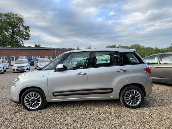 Used Fiat 500L 2014 for sale - 74130209: Photo 6