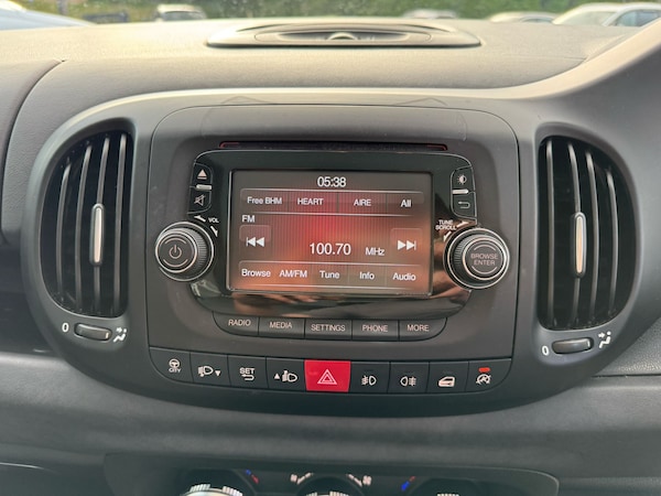 Used Fiat 500L 2014 for sale - 74130209: Photo 9