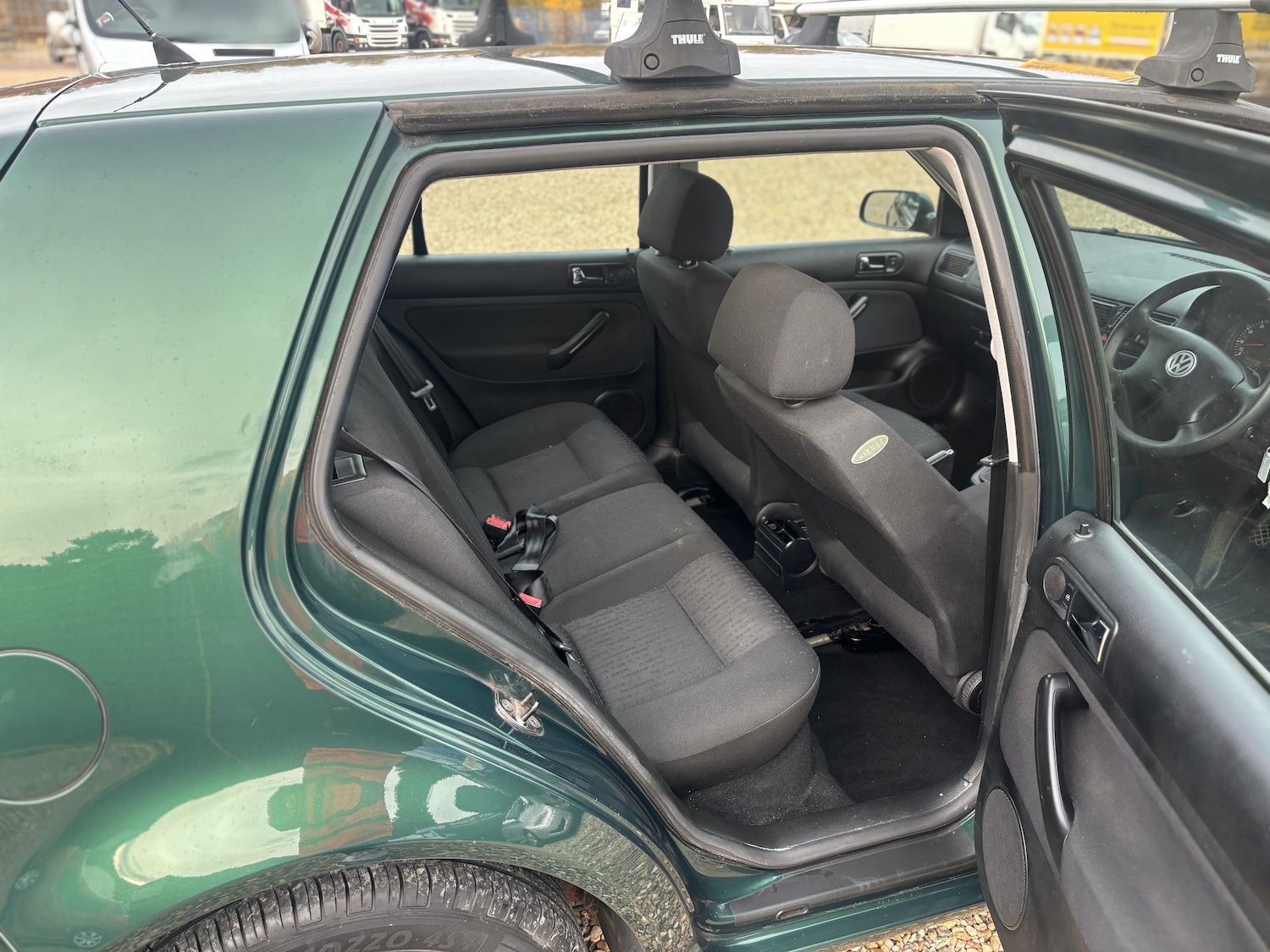 Used Volkswagen Golf 2003 for sale - 76495761: Photo 6