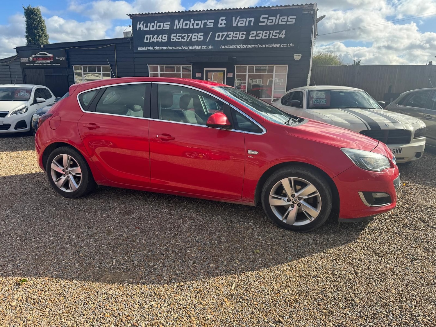 Used Vauxhall Astra 2013 for sale - 76364385: Photo 1