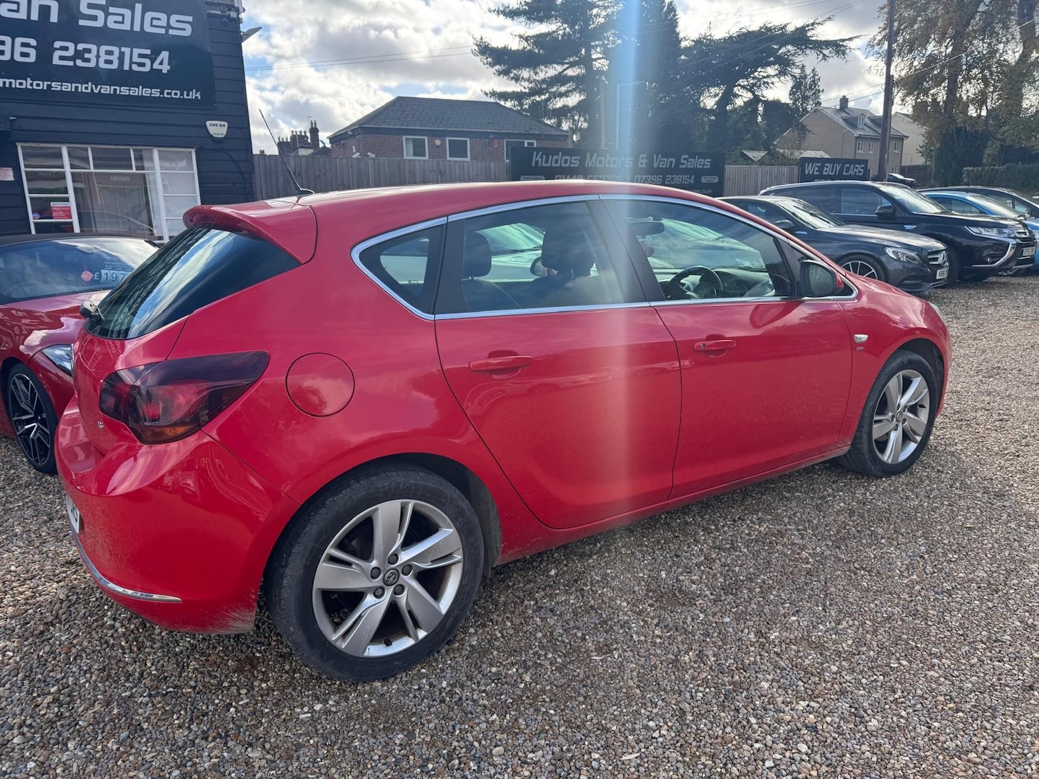 Used Vauxhall Astra 2013 for sale - 76364385: Photo 4