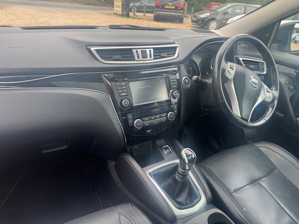 Used Nissan Qashqai 2015 for sale - 75567827: Photo 17