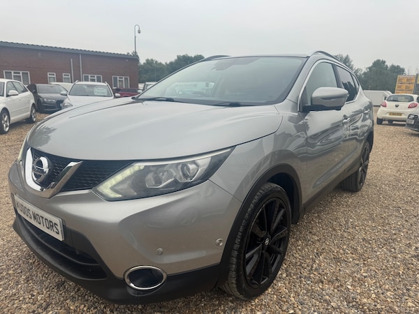 Used Nissan Qashqai 2015 for sale - 75567827: Photo 4