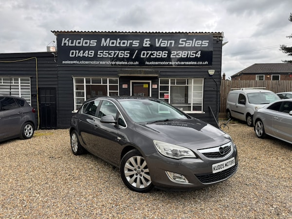 Used Vauxhall Astra 2011 for sale - 74356726: Photo 1