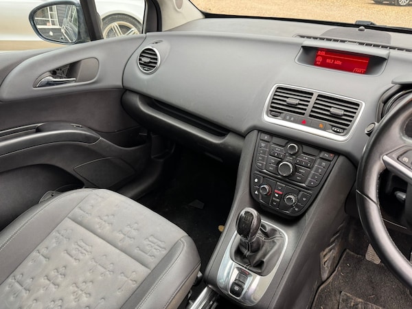Used Vauxhall Meriva 2012 for sale - 74130268: Photo 10