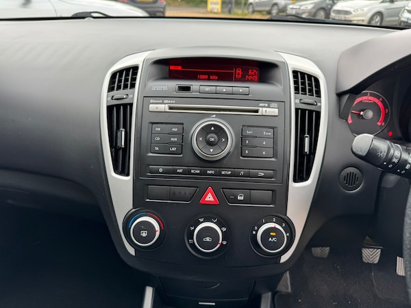 Used Kia Ceed 2012 for sale - 74130285: Photo 8