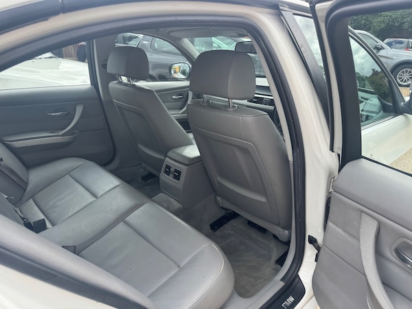 Used BMW 3 Series 2011 for sale - 75482879: Photo 17