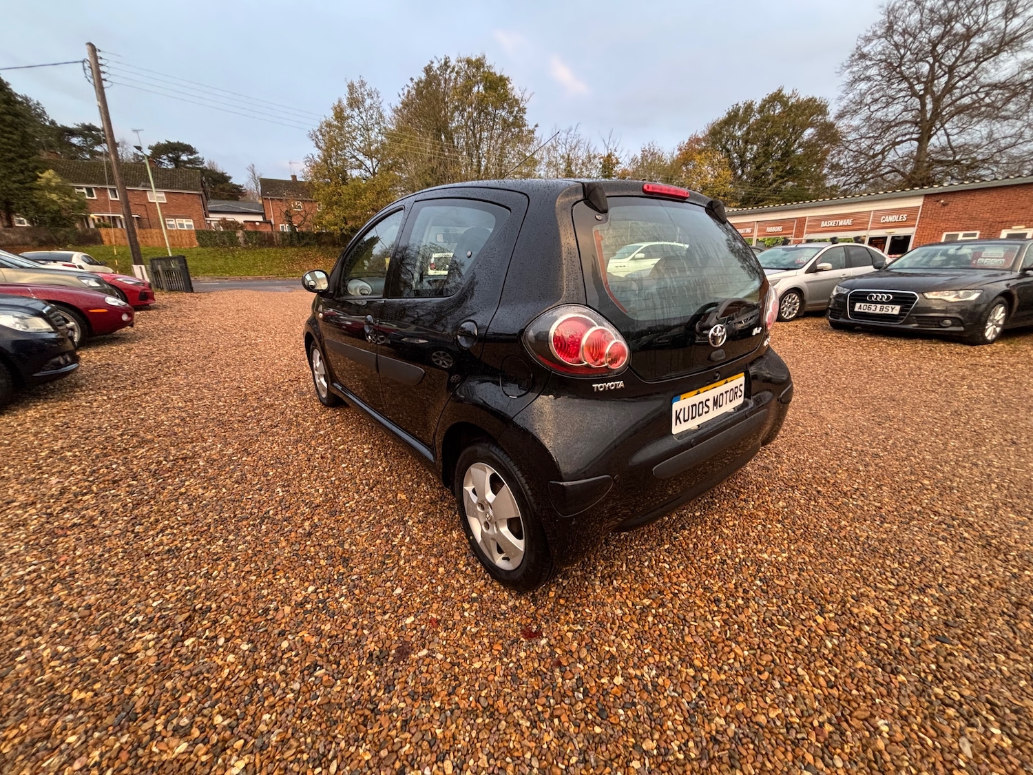 Used Toyota AYGO 2009 for sale - 76663114: Photo 3