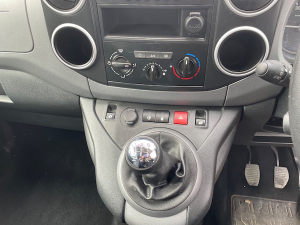 Used Peugeot Partner Tepee 2015 for sale - 75567854: Photo 13