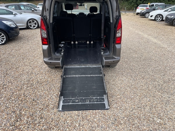 Used Peugeot Partner Tepee 2015 for sale - 75567854: Photo 22