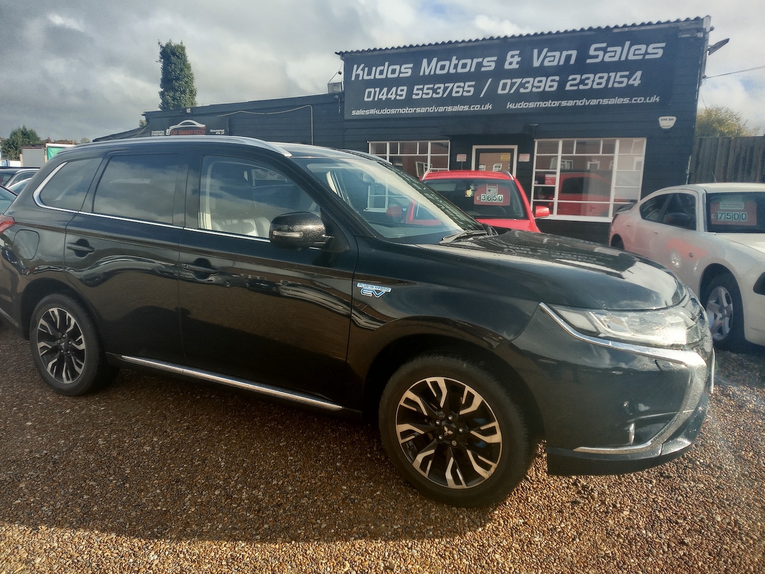 Used Mitsubishi Outlander 2015 for sale - 76324507: Photo 1