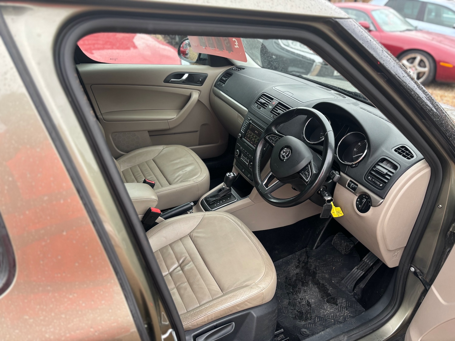 Used Skoda Yeti 2014 for sale - 76490936: Photo 7