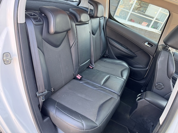 Used Peugeot 308 2013 for sale - 74225222: Photo 13