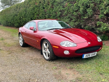2000 (X) - 4.0 2dr Auto
