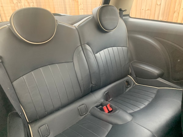 Used MINI Hatch 2010 for sale - 75489734: Photo 14