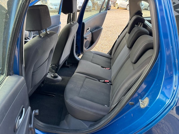 Used Renault Clio 2010 for sale - 75006356: Photo 13
