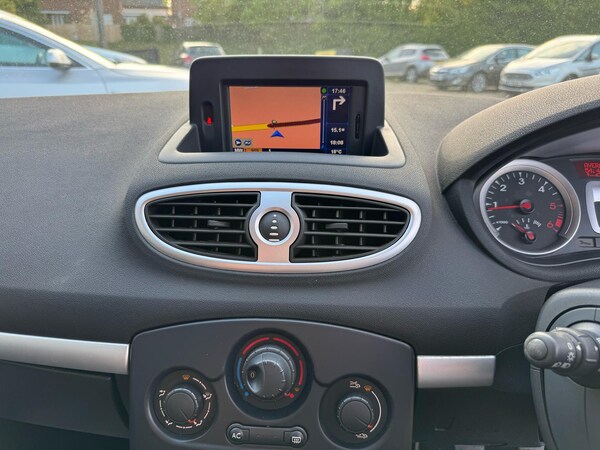 Used Renault Clio 2010 for sale - 75006356: Photo 9