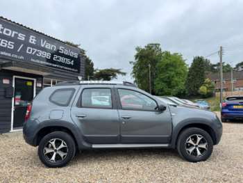 Used Dacia Duster 2017 for sale - 74130265: Photo