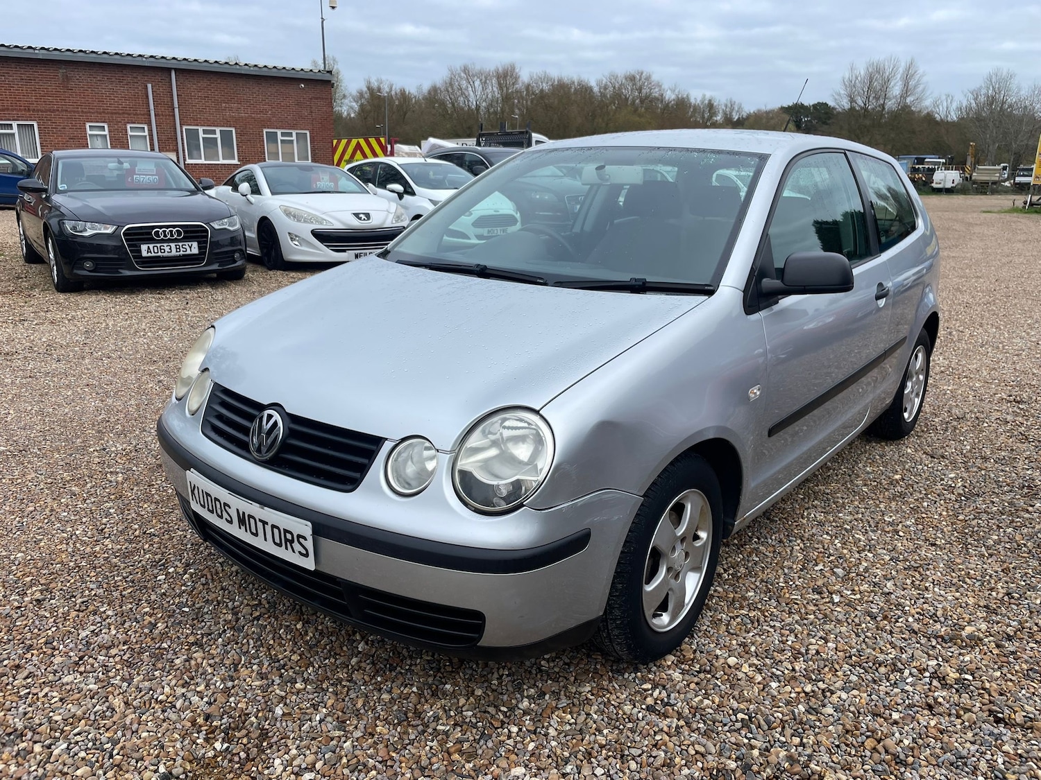Used Volkswagen Polo 2003 for sale - 76595683: Photo 2