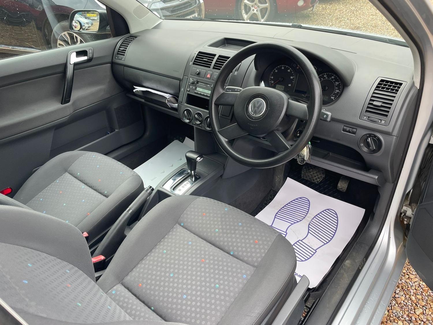 Used Volkswagen Polo 2003 for sale - 76595683: Photo 6