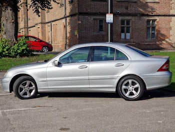 Used Mercedes-Benz C Class 2004 for sale - 79859967: Photo