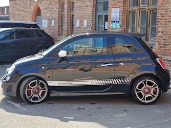 Used Abarth 500 2010 for sale - 79622386: Photo