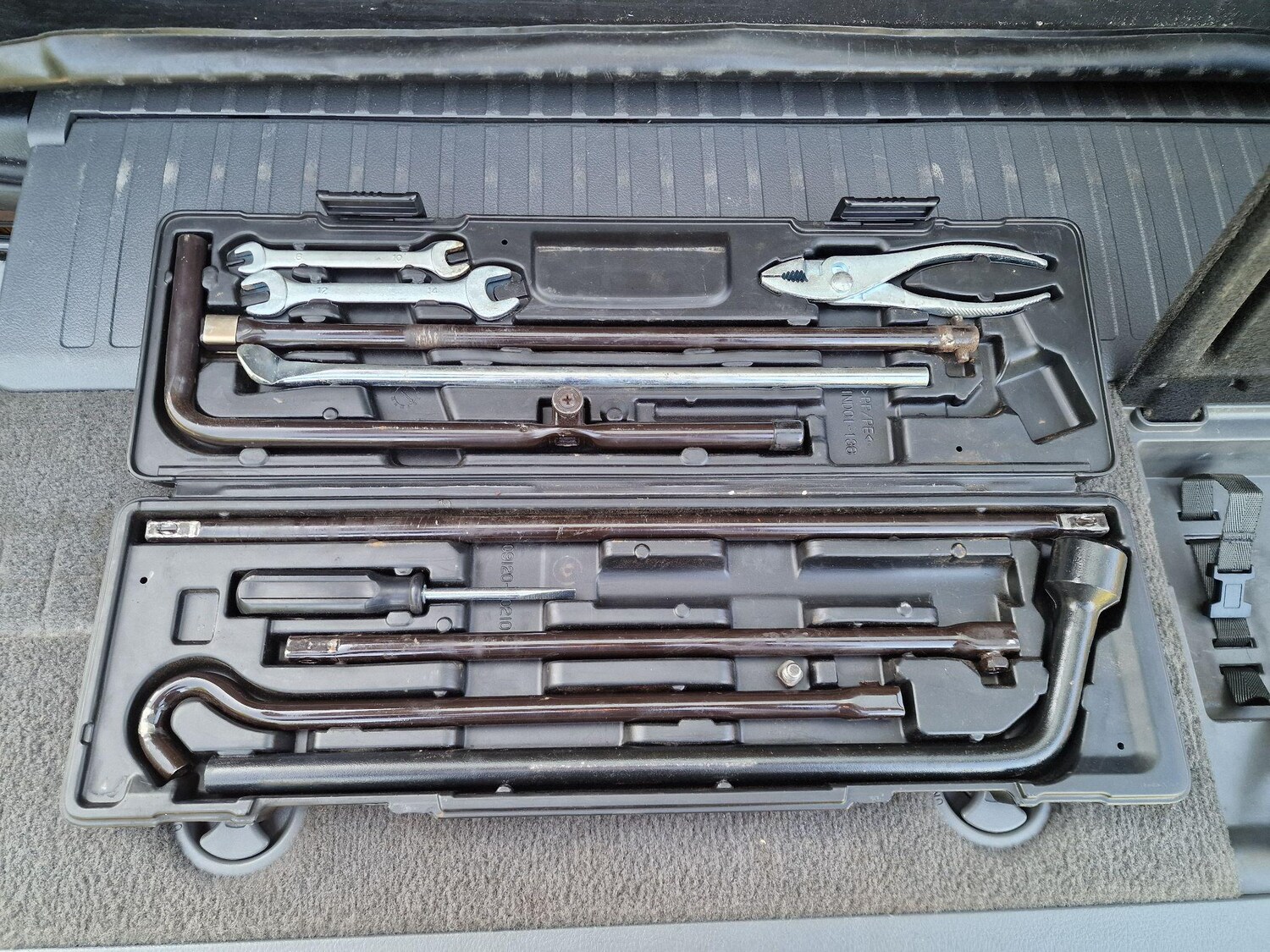 Used Toyota Land Cruiser 2011 for sale - 77671384: Photo 25