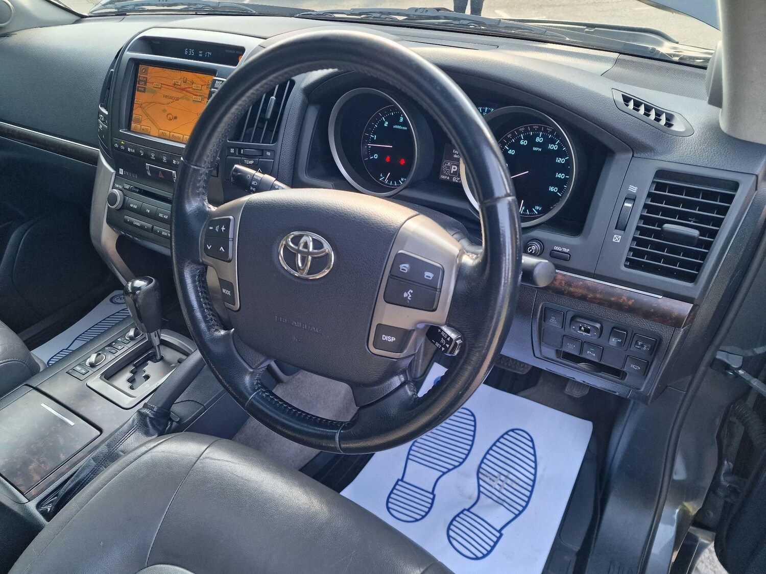 Used Toyota Land Cruiser 2011 for sale - 77671384: Photo 33
