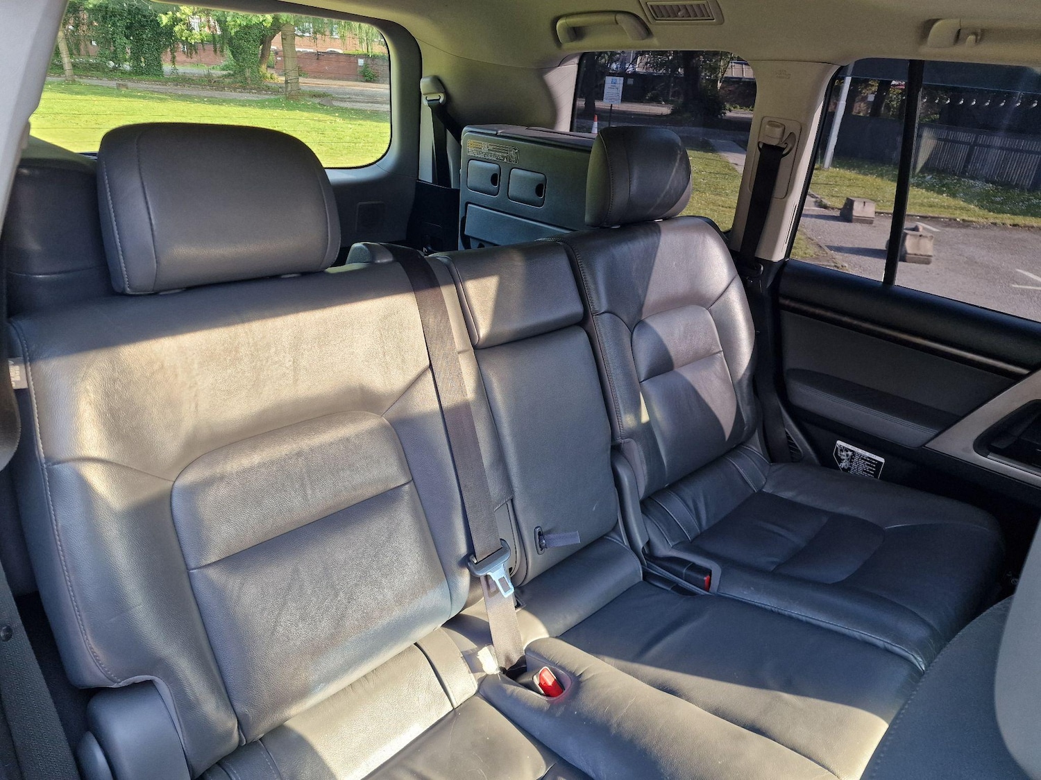 Used Toyota Land Cruiser 2011 for sale - 77671384: Photo 38