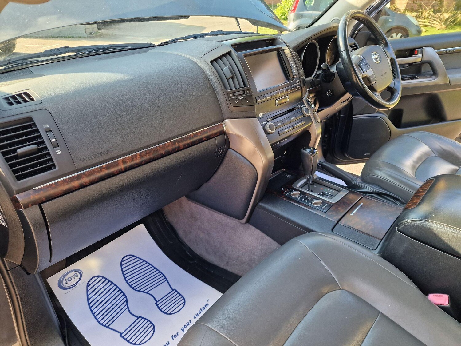 Used Toyota Land Cruiser 2011 for sale - 77671384: Photo 49