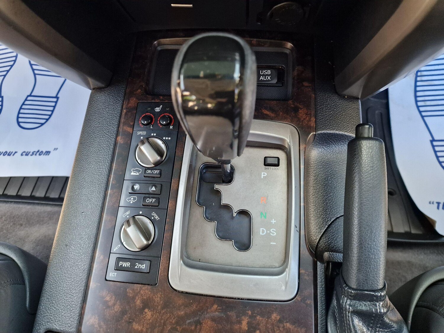 Used Toyota Land Cruiser 2011 for sale - 77671384: Photo 63