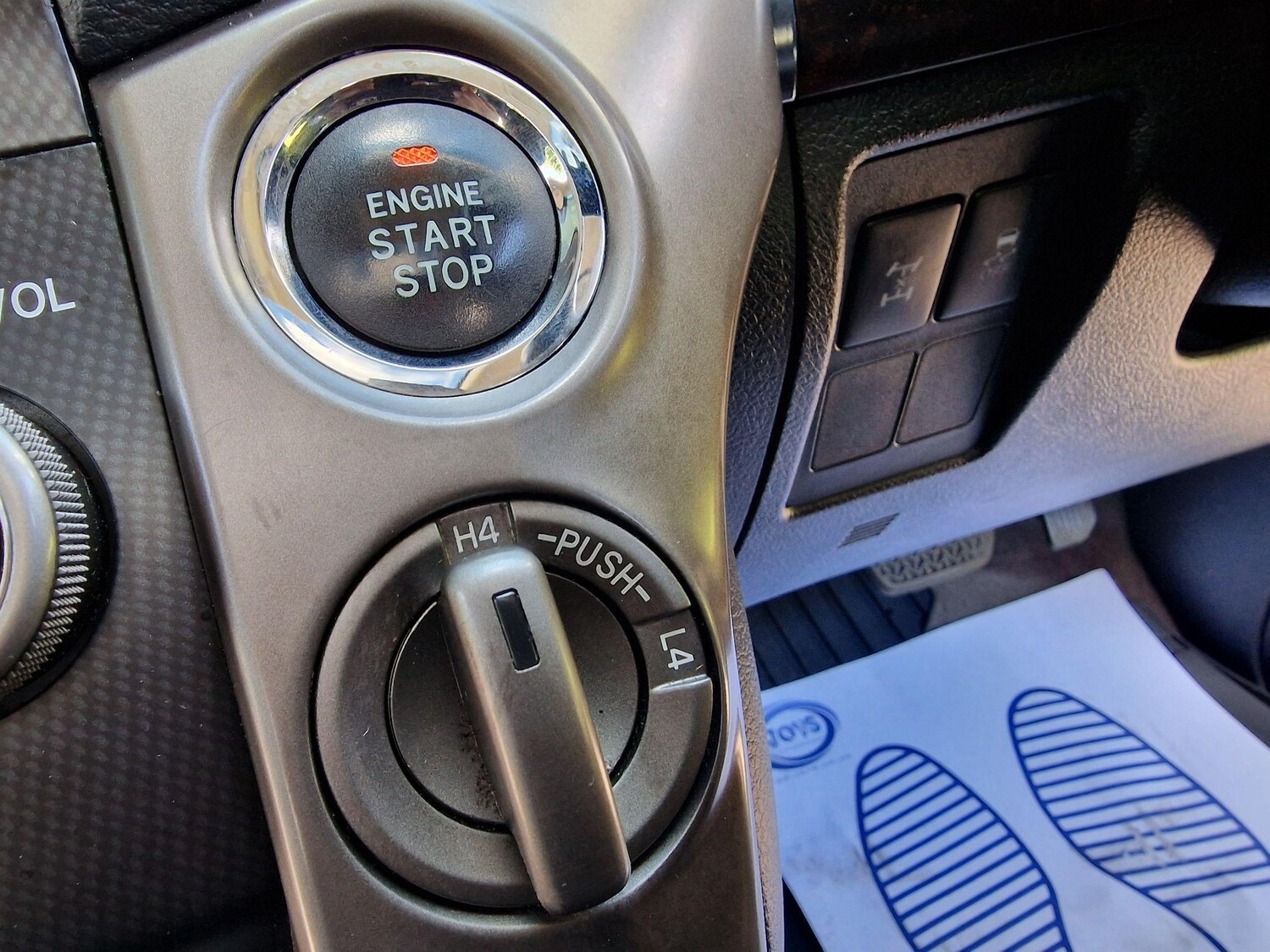 Used Toyota Land Cruiser 2011 for sale - 77671384: Photo 67