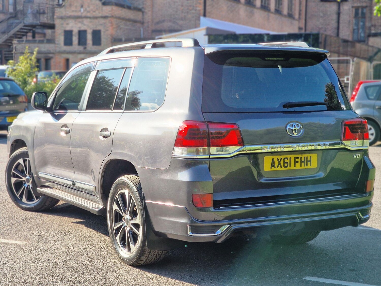 Used Toyota Land Cruiser 2011 for sale - 77671384: Photo 7