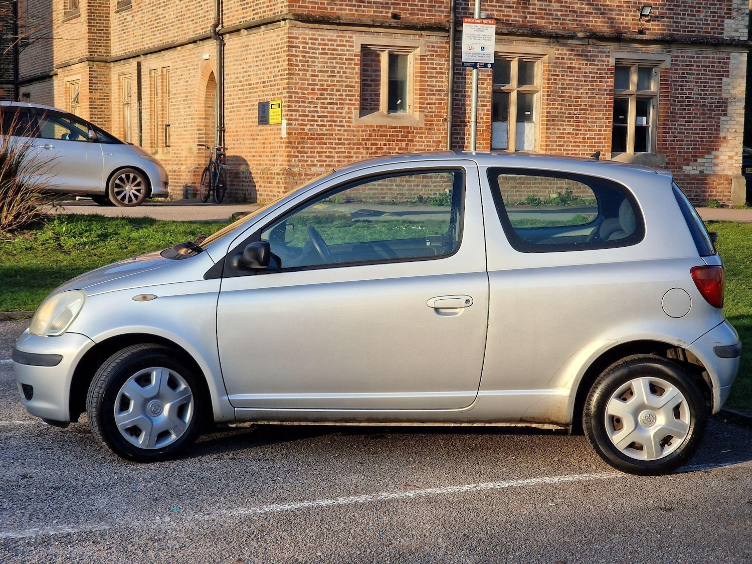 Used Toyota Yaris for sale - 77768248: Photo 5