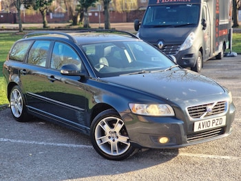 Used Volvo V50 2010 for sale - 77752948: Photo