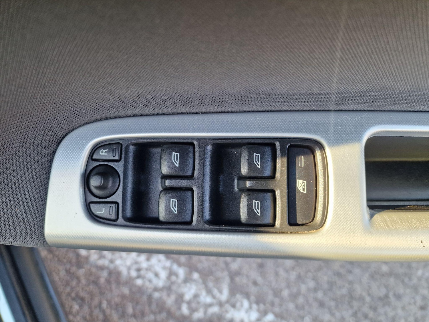 Used Volvo V50 for sale - 77752948: Photo 30