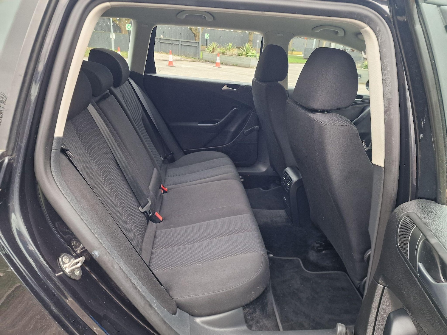 Used Volkswagen Passat for sale - 77696002: Photo 21