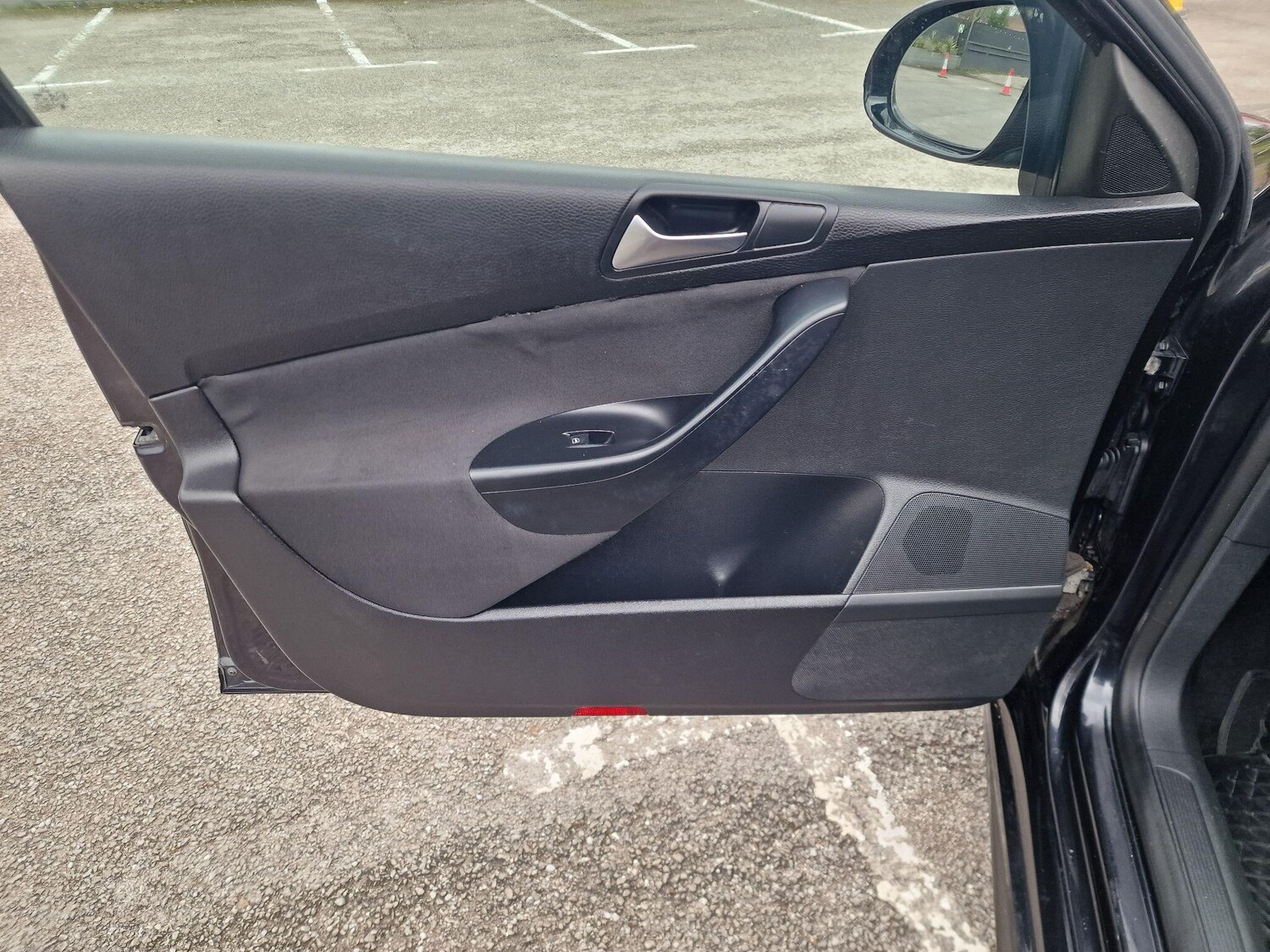 Used Volkswagen Passat for sale - 77696002: Photo 27