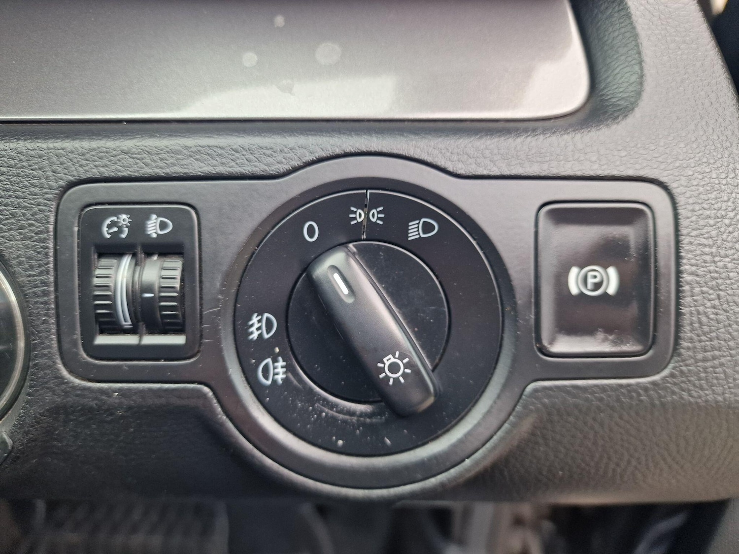 Used Volkswagen Passat for sale - 77696002: Photo 32