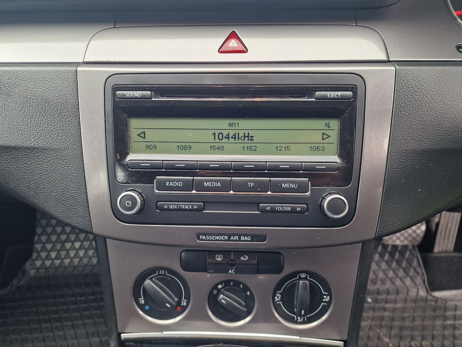 Used Volkswagen Passat for sale - 77696002: Photo 33