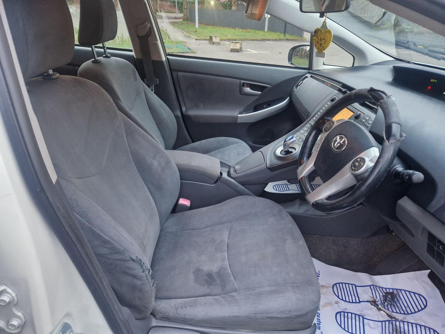 Used Toyota Prius for sale - 77671372: Photo 6